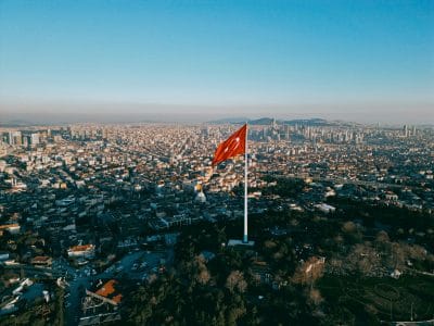 Građani Srbije se sele u Crnu Goru - najveći kupci nekretnina