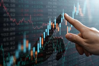 Davos kao detonator novih tenzija: zbog agresivne politike Trampa - dolar u padu