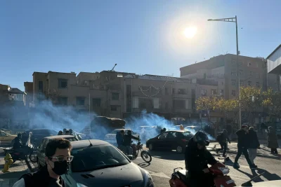 Iran u vrtlogu nezadovoljstva: protesti bukte četvrti dan, a vlast se suočava sa posledicama godina ignorisanja krize