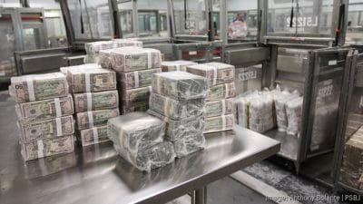 Američki javni dug dostigao 38,57 biliona dolara: Raste 8 milijardi dnevno, kamate sve veći teret i rat kao izlaz