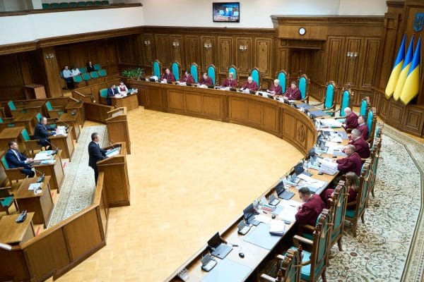 Balkanski sindrom Volodimira Zelenskog: kontrola tužilaštva, bezbednosnih službi i opstrukcija borbe protiv korupcije