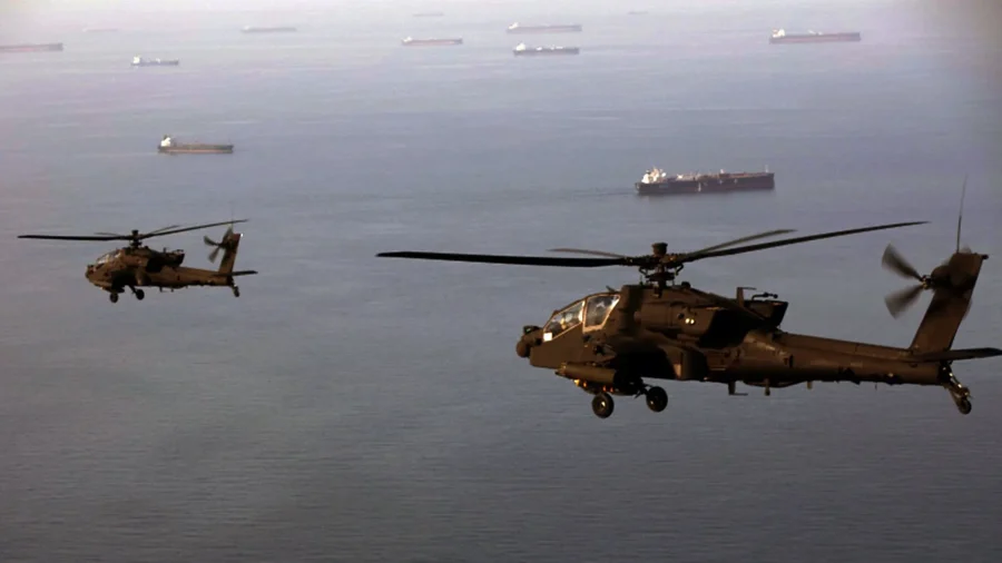 Ormuski moreuz, američki helikopteri Apač u nadgledanju blokade sa američke strane Ormuski moreuz: američki helikopteri "Apač" u nadgledanju blokade sa američke strane