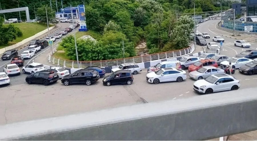 Devet sati u redu za gorivo: Soči danas