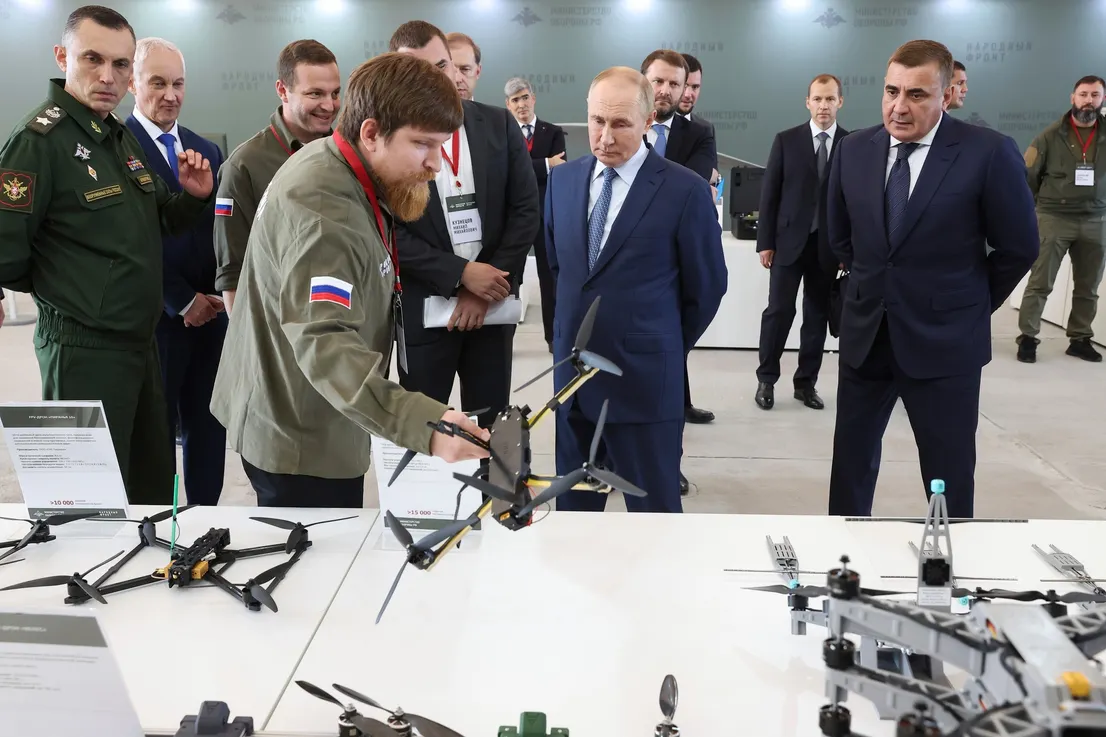 Putin i direktor Uraldronzavoda Vladimir Tkačuk