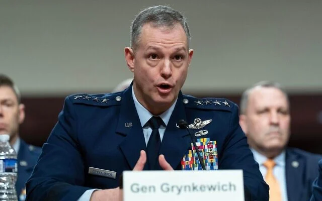 NATO komandant u Evropi Aleksus Grinkevič